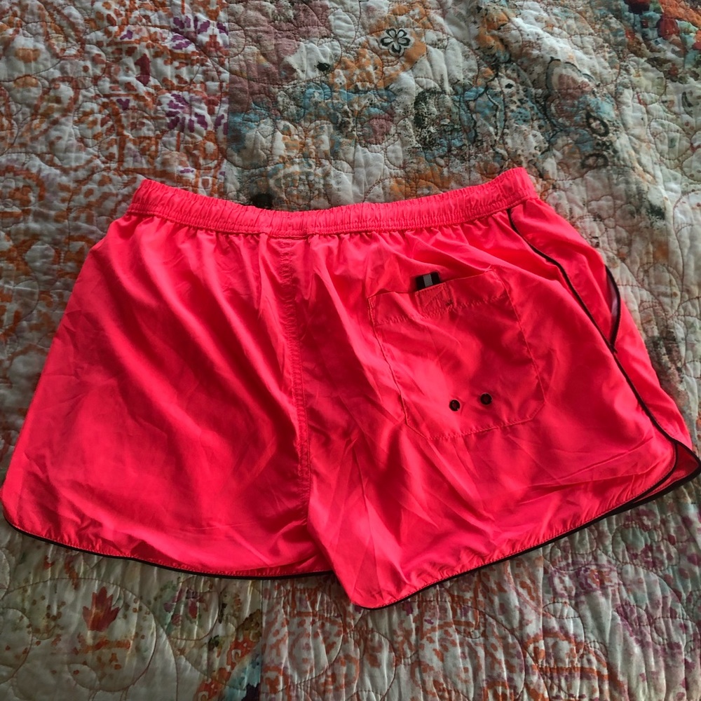 Beachwear/chillwear